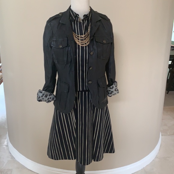 Alice + Olivia 2 Piece Dress. (Skirt + Blouse). 4 - Picture 6 of 10